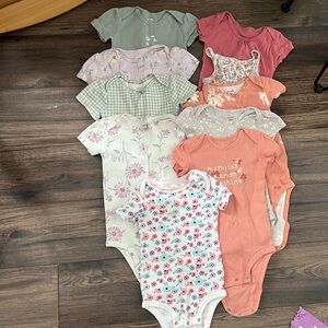 11 x Carter’s | 18 mo / 24 mo | bodysuit bundle